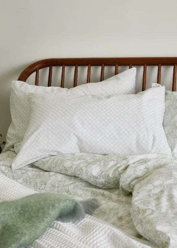 Foxford Sage Trellis Pillowcase Set