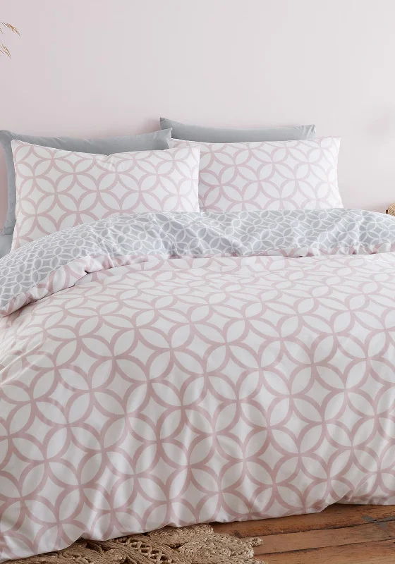 Catherine Lansfield Reversible Geo Trellis King Duvet Cover, Pink