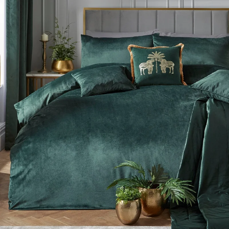 Laurence Llewelyn-Bowen Montrose Bottle Green Velvet Duvet Set