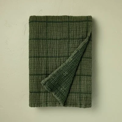 Open Box - Grid Matelassé Throw Blanket Dark Green - Hearth & Hand with Magnolia