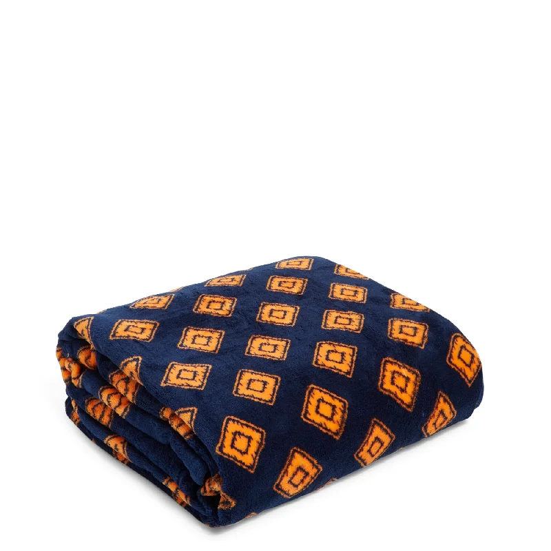 navy/orange blanket geo