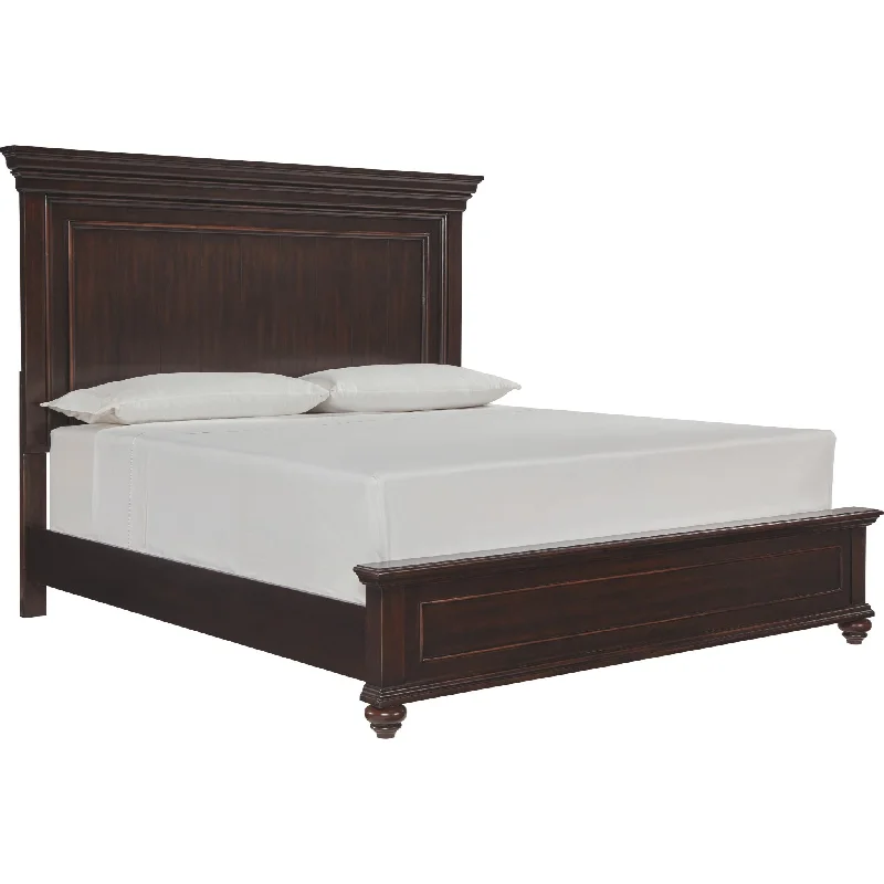 Brynhurst 3 Piece Queen Panel Bed - Dark Brown