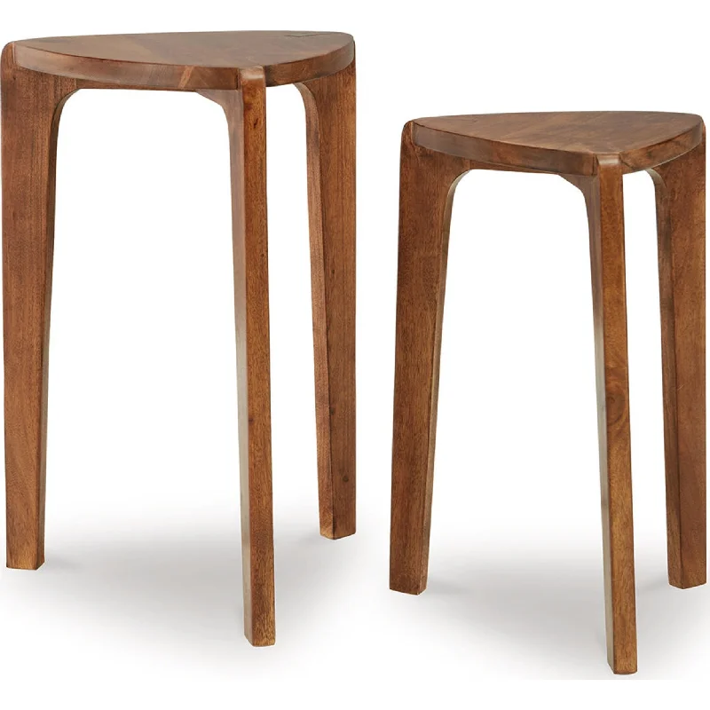 Brynnleigh Accent Table (Set of 2) - Medium Brown