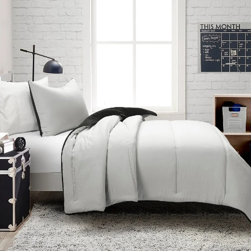 Lush Decor Oslo Soft Reversible Quilted Comforter Set